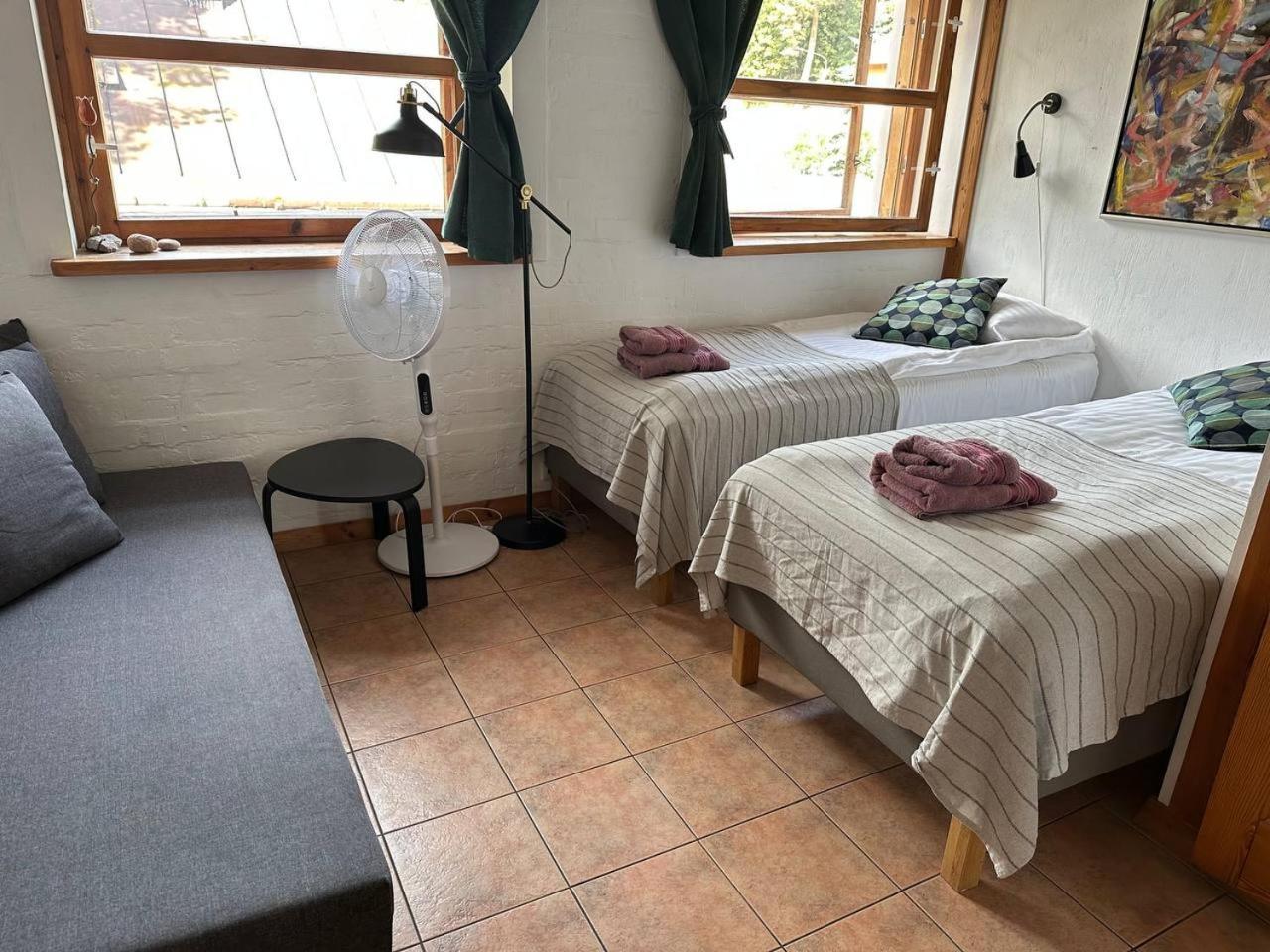 House Of Sun Bed & Breakfast Вилнюс Екстериор снимка