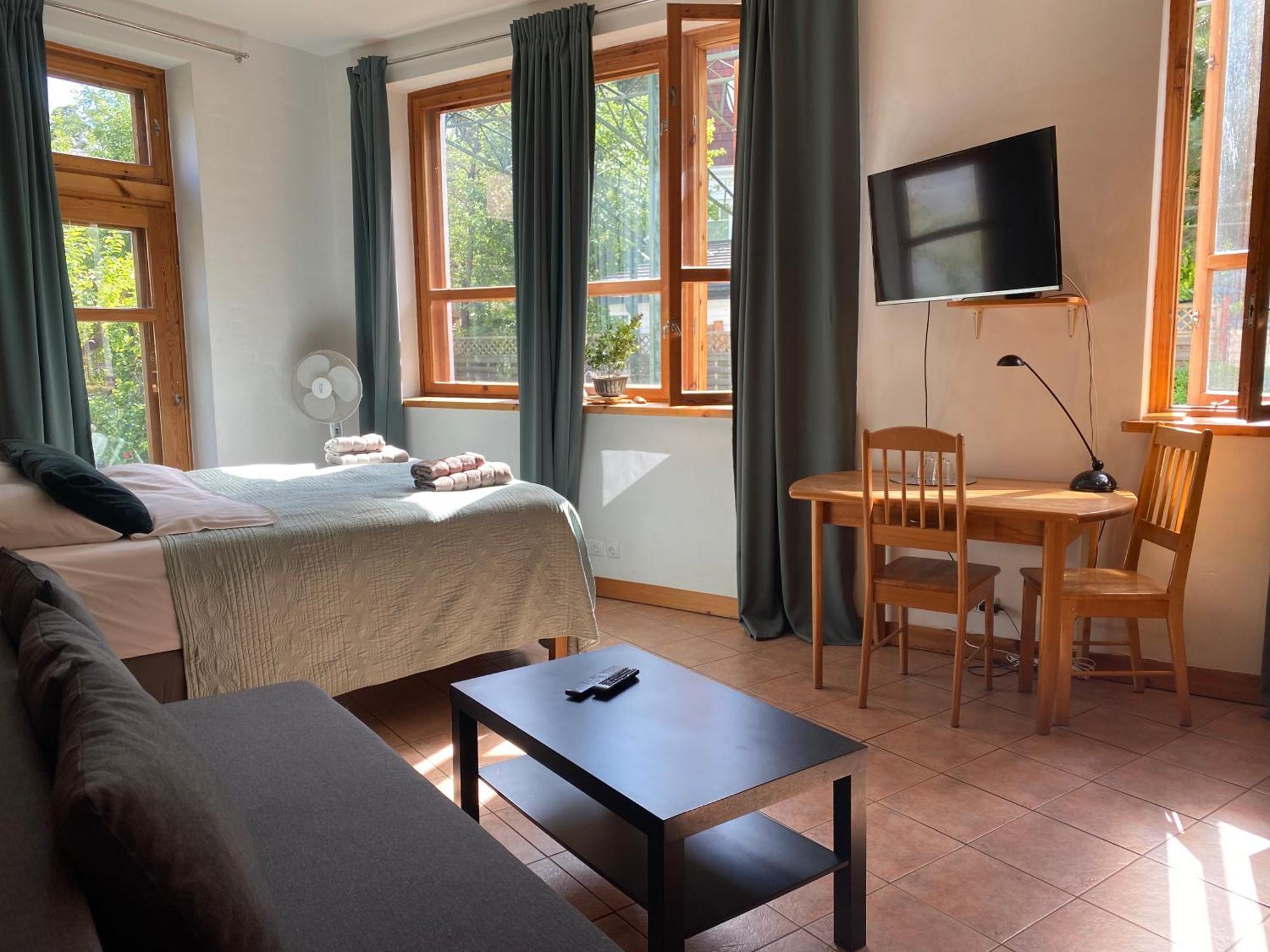 House Of Sun Bed & Breakfast Вилнюс Екстериор снимка