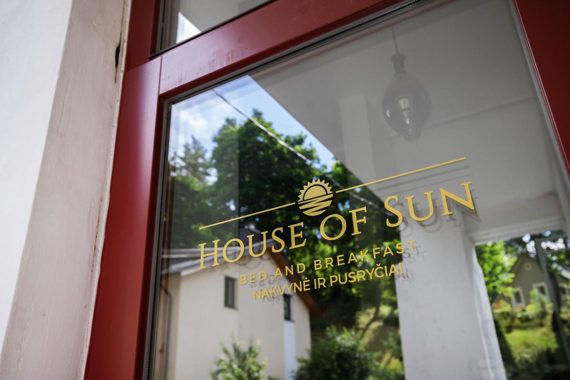 House Of Sun Bed & Breakfast Вилнюс Екстериор снимка