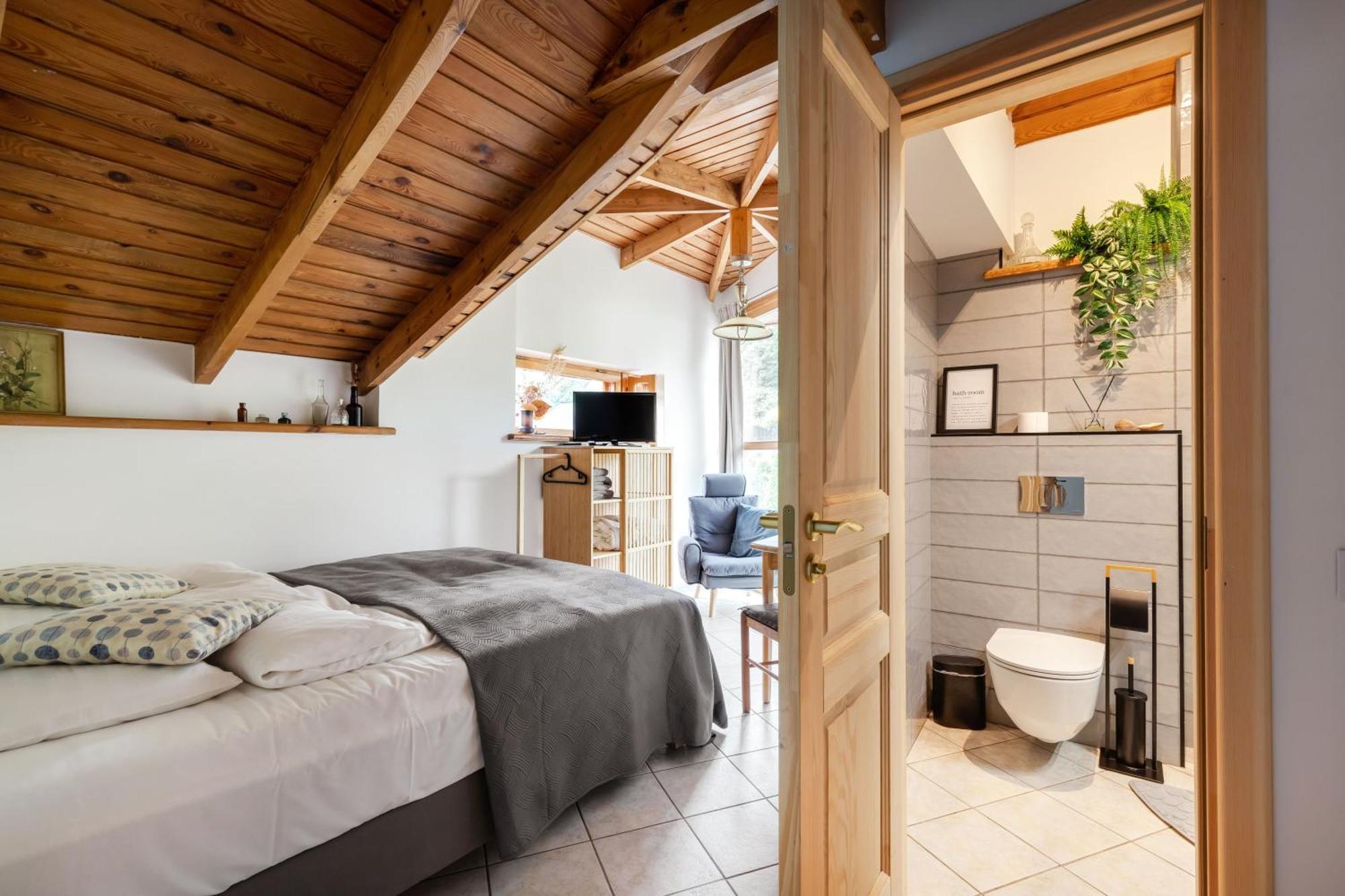 House Of Sun Bed & Breakfast Вилнюс Екстериор снимка