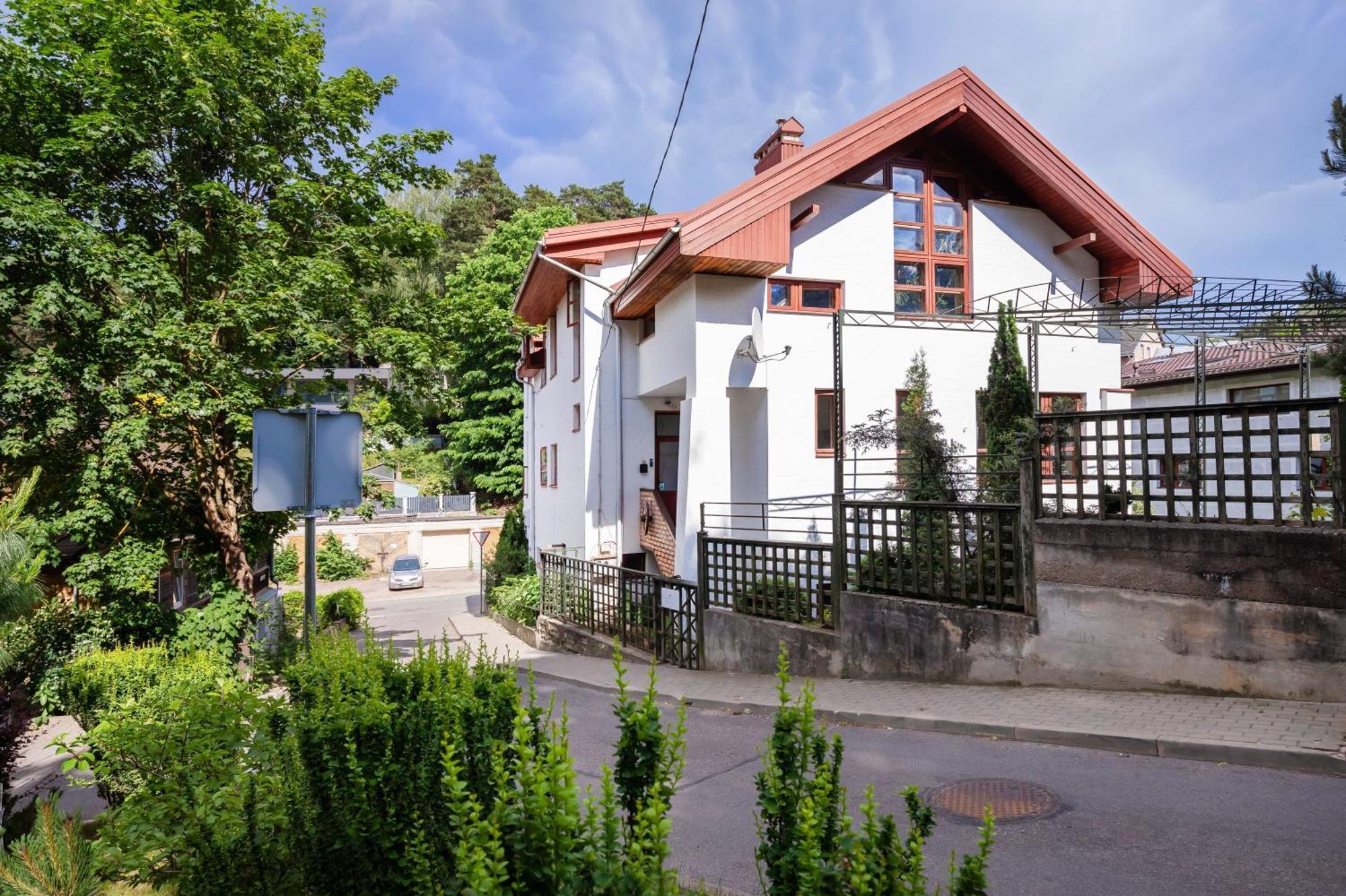 House Of Sun Bed & Breakfast Вилнюс Екстериор снимка